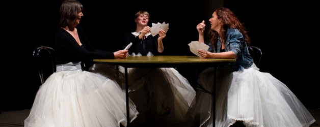 CONTRO LA VIOLENZA SULLE DONNE: UNA LOTTA NECESSARIA E UNO SPETTACOLO TEATRALE
